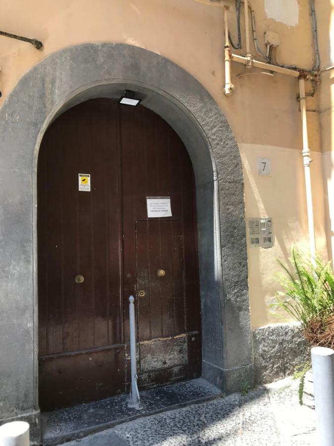 Hôtel La Casa Di Flo à Naples Extérieur photo